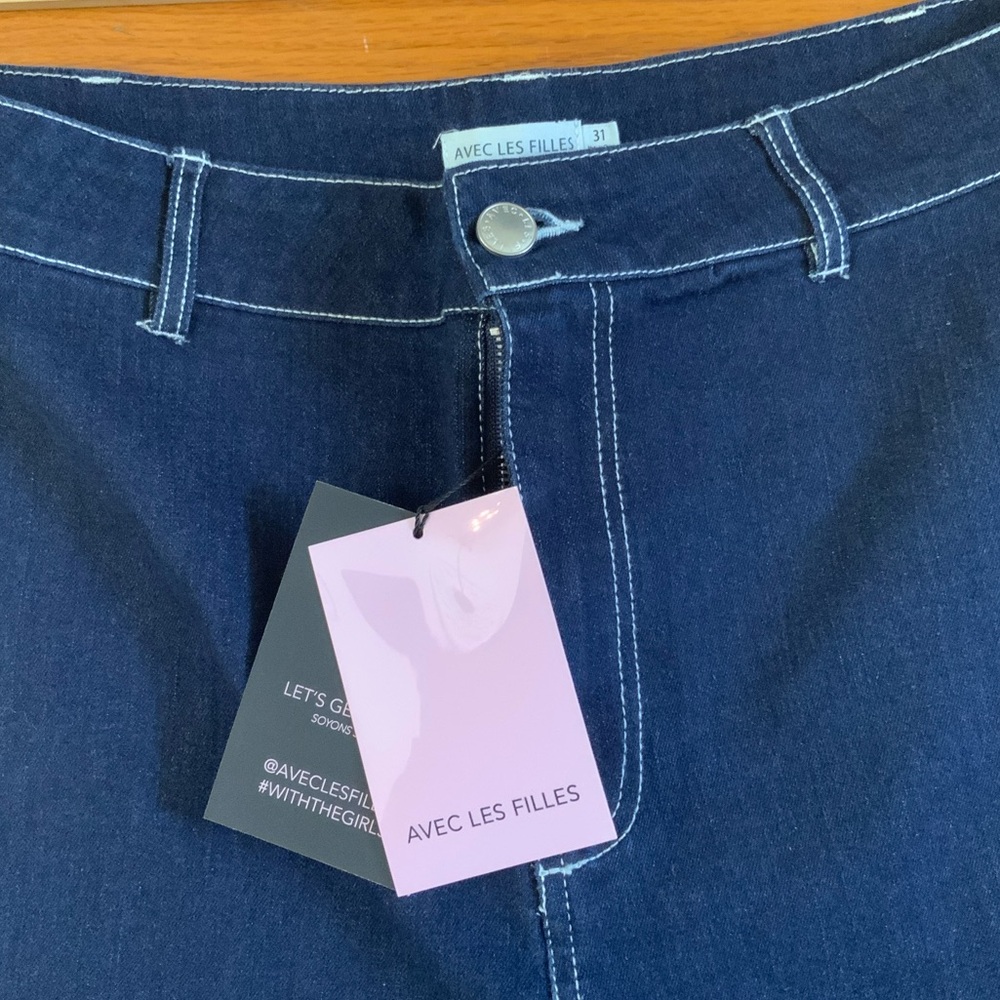 Avec Les Filles Dark Navy Wide-Leg Jeans with White Topstitching - Picture 2 of 4